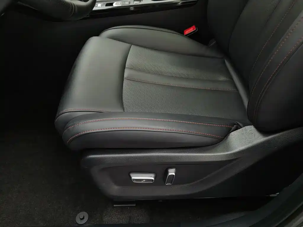 Фото 20 - GAC Trumpchi GS4