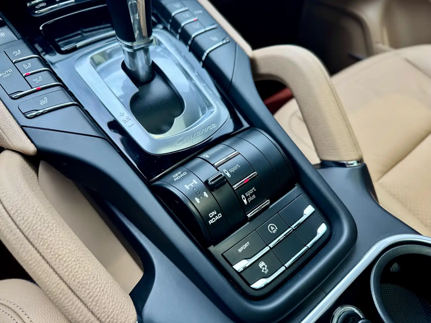 Porsche Cayenne 2016 Cayenne 3.0T фото 9