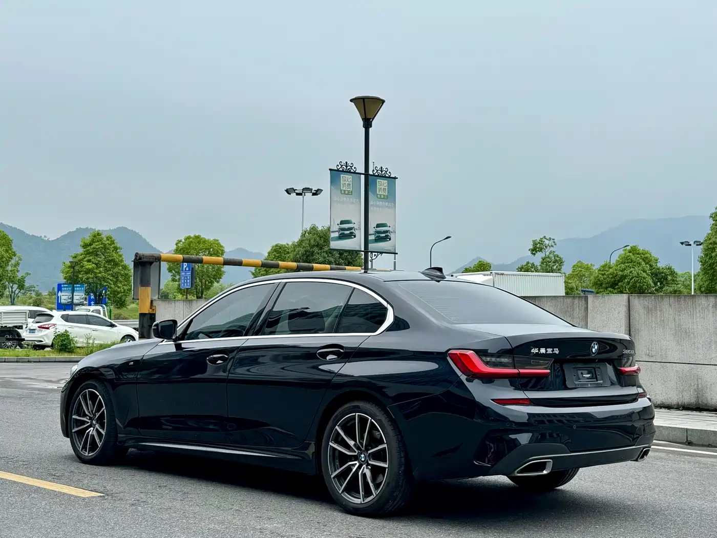BMW 3 Series 2021 320Li M Sport Package фото 10