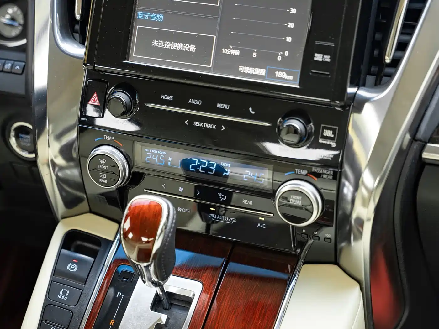 Toyota Alphard 2015 3.5L Luxury Edition фото 13