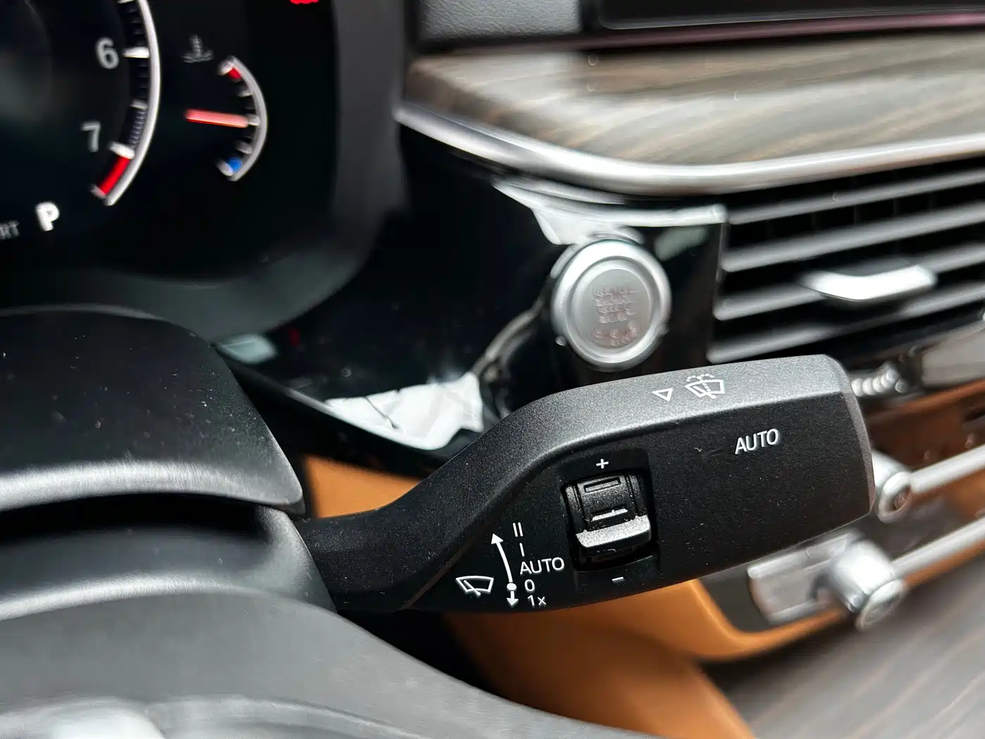 BMW 6 Series GT 2019 630i Luxury Design Package фото 11