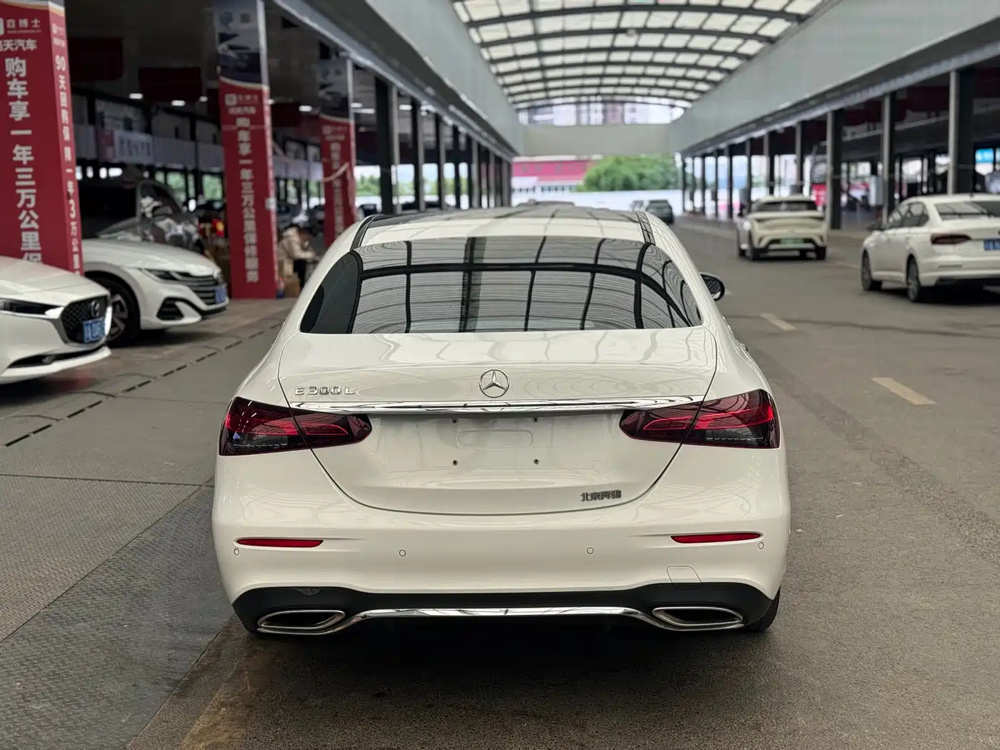 Mercedes-Benz E-Class 2023 E 300 L Sport Fashion фото 12