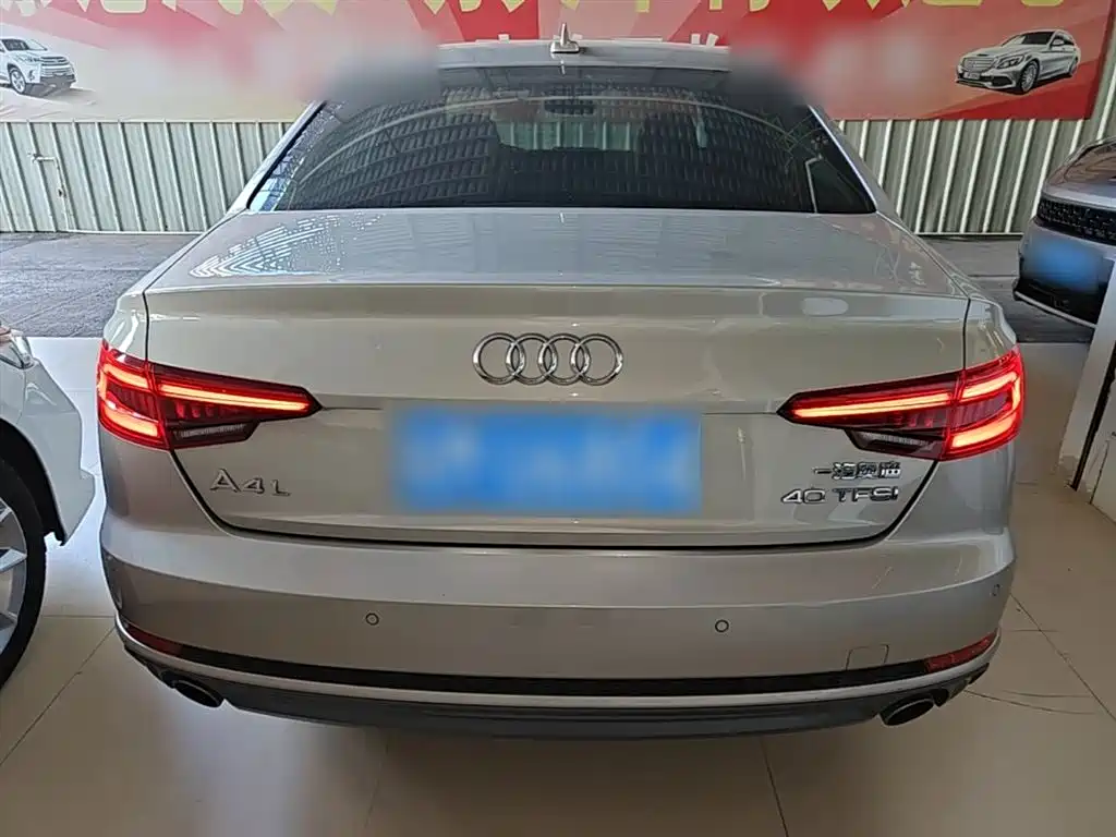 Audi A4L 2018 30th Anniversary 40 TFSI Fashion фото 6