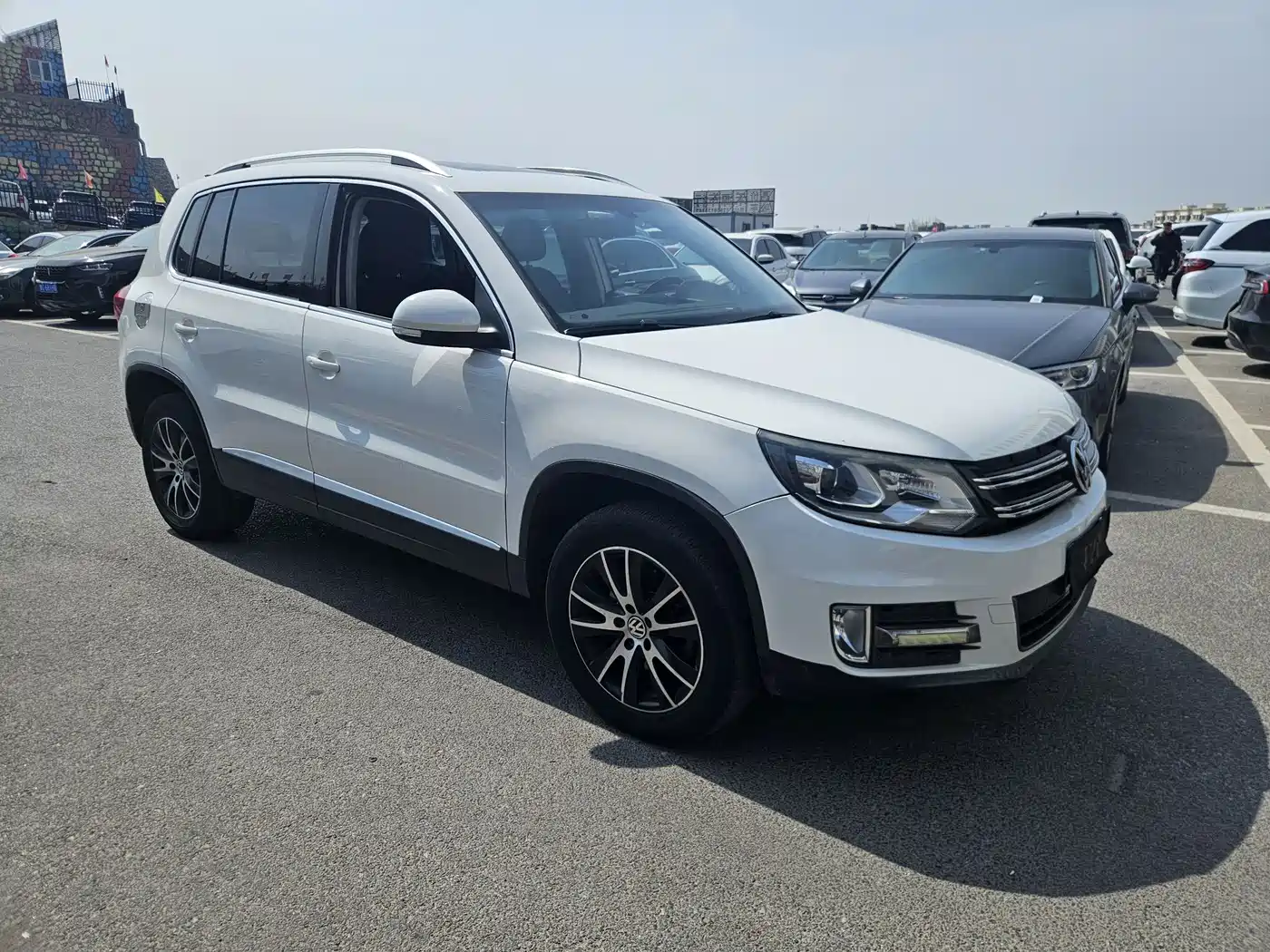 Volkswagen Tiguan 2015 1.8TSI Automatic 2WD Highline фото 4