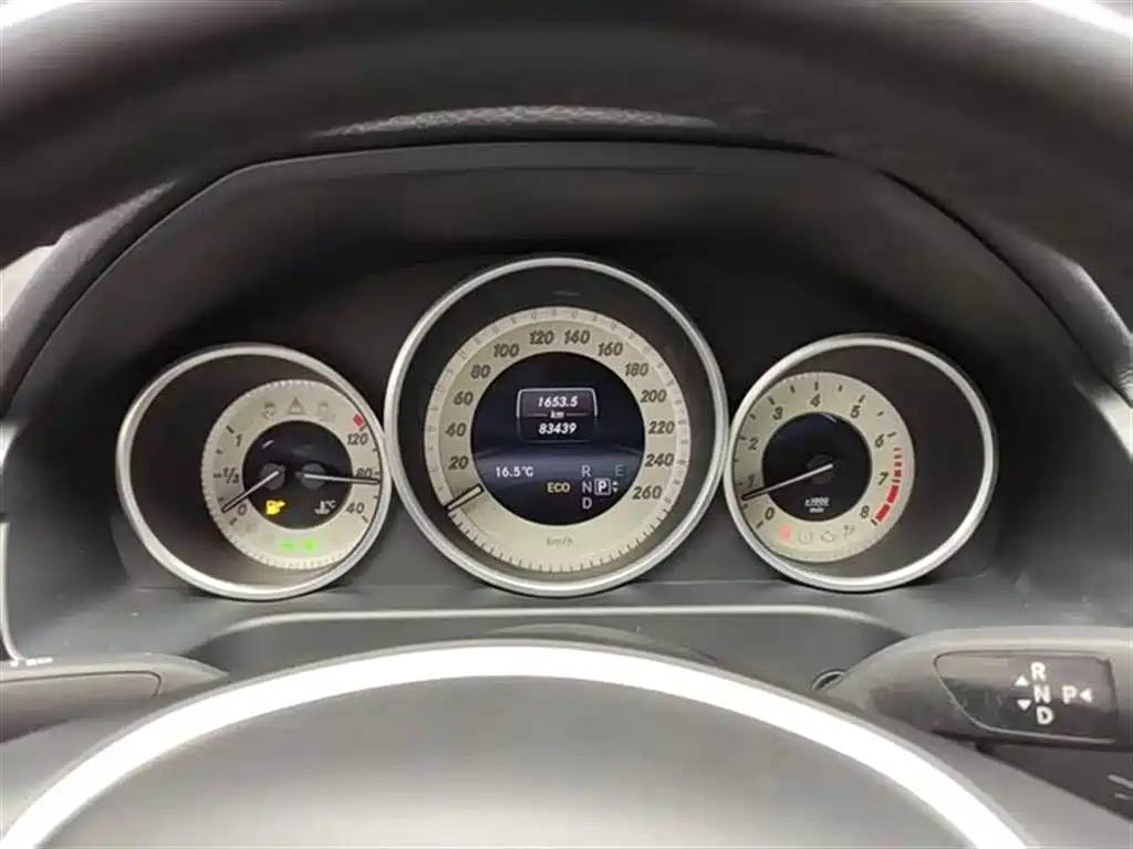Mercedes-Benz E-Class 2015 Facelift E 200 L Sport фото 8