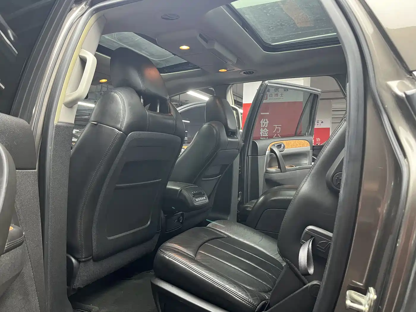 Buick Enclave 2010 3.6L Flagship Edition фото 22