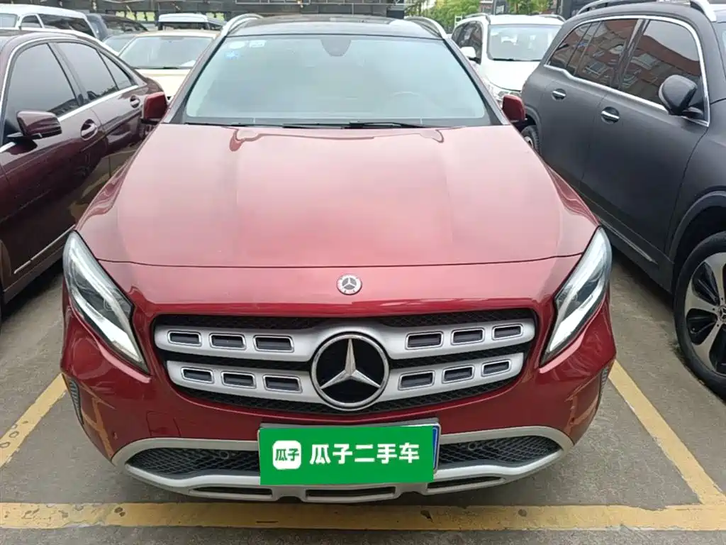 Mercedes-Benz GLA 2017 GLA 200 Fashion фото 3