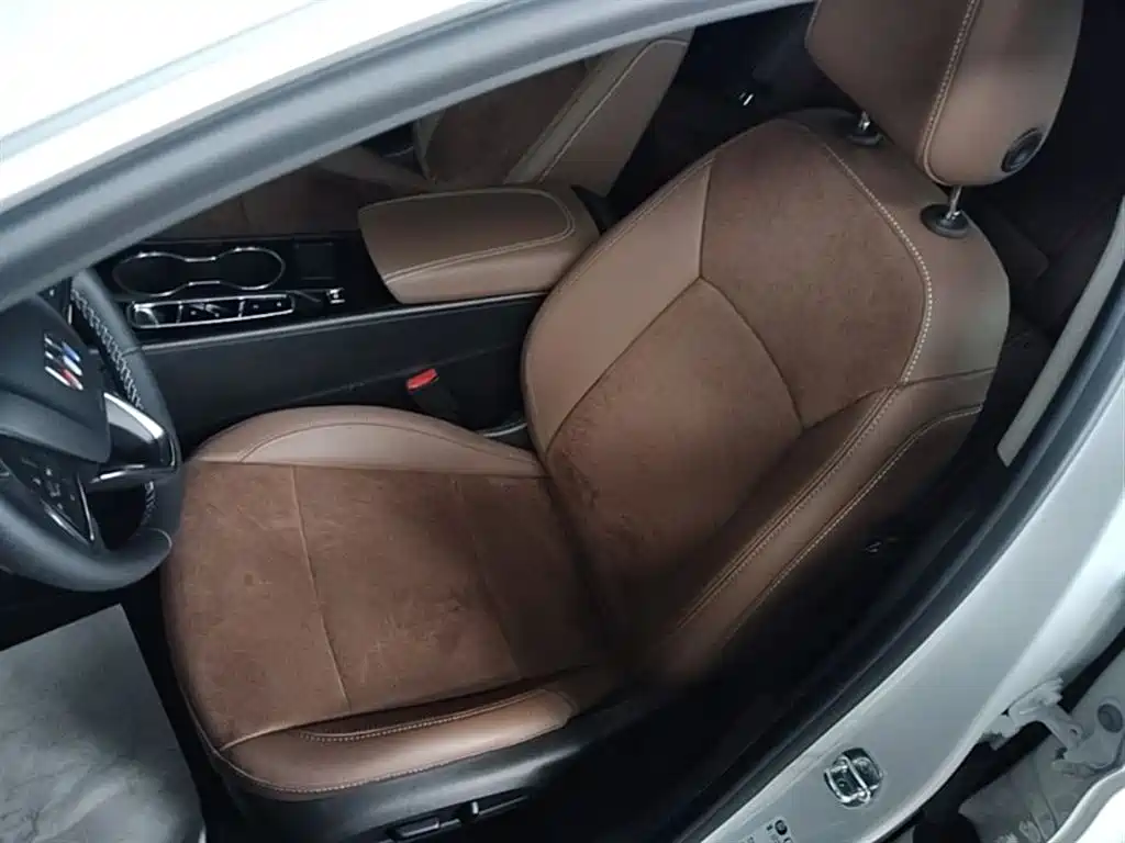 Buick Regal 2024 Model 28T Premium фото 15