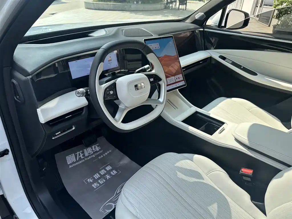Geely Galaxy Galaxy L7 2023 Model 1.5T 115km Asian Games Phantom Edition фото 11