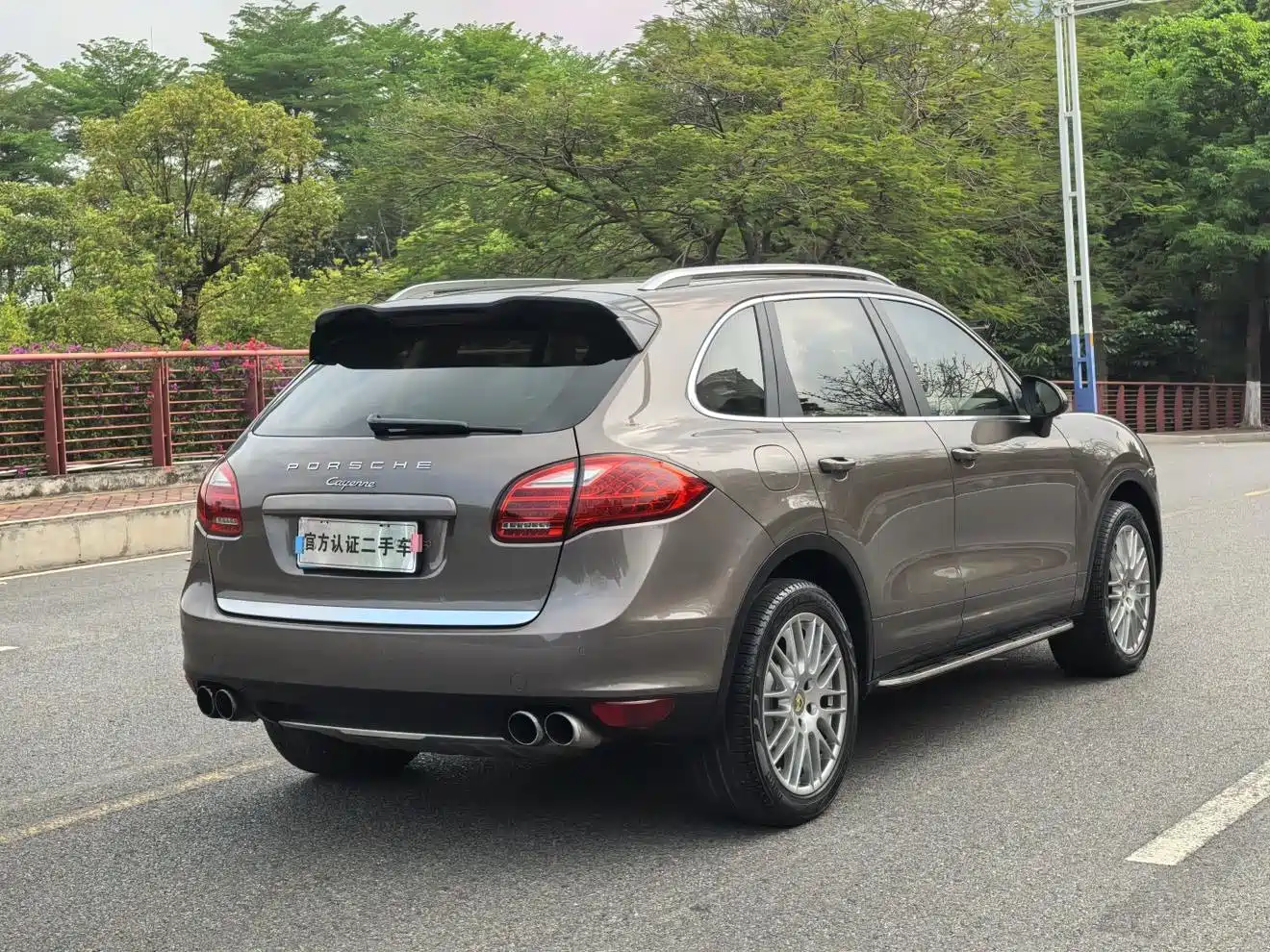 Porsche Cayenne 2011 Cayenne 3.0T фото 18