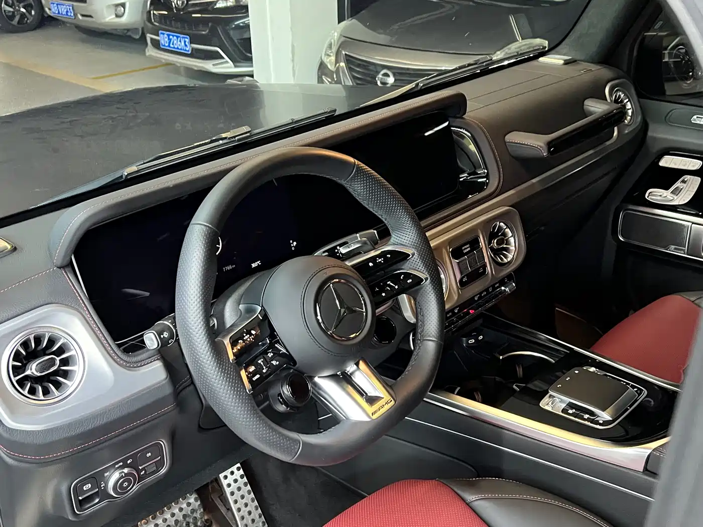 Mercedes-Benz G-Class AMG 2025 AMG G 63 фото 10