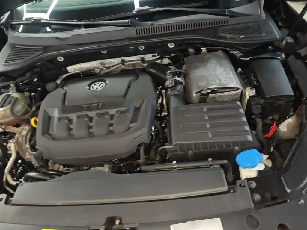 Volkswagen Passat 2019 330TSI Luxury Edition China VI фото 20