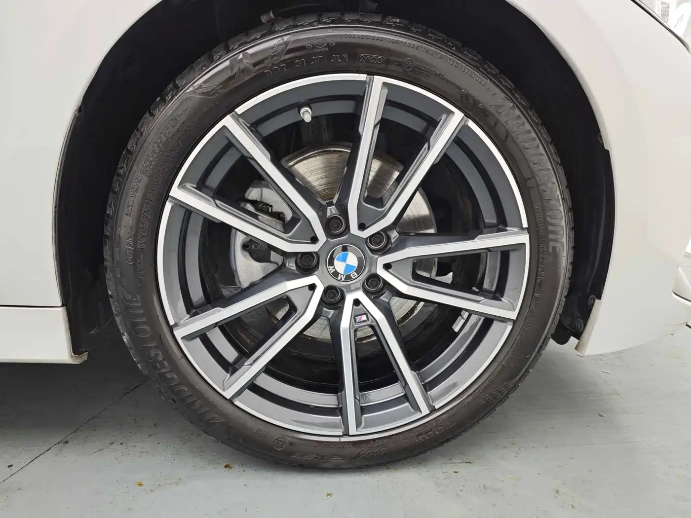 BMW 3 Series 2023 320Li M Sport Package фото 19