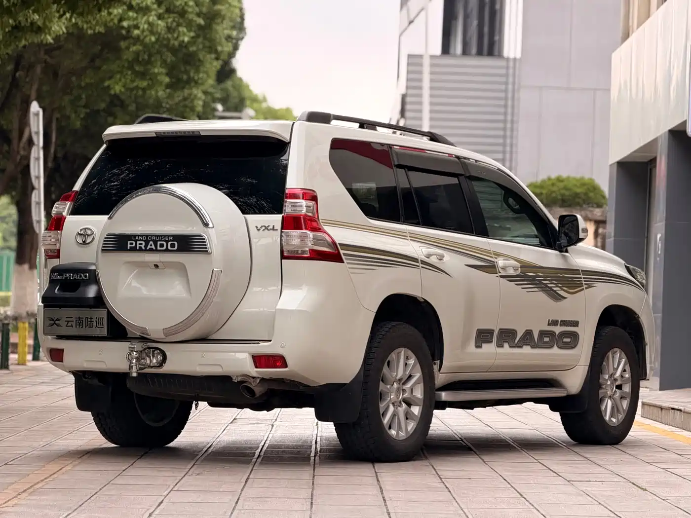 Toyota Prado 2014 4.0L Automatic VX NAVI фото 5