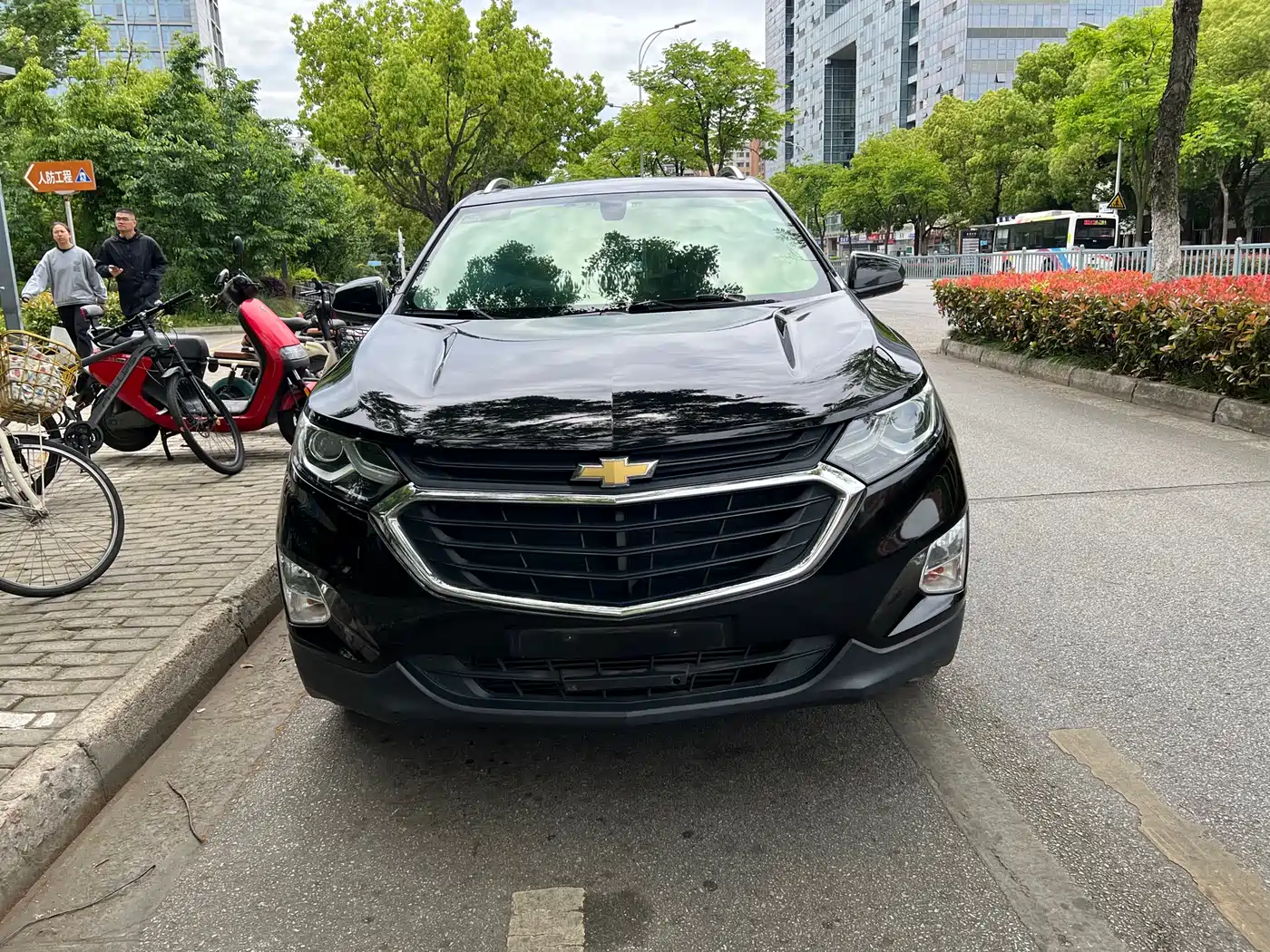 Chevrolet Equinox 2018 535T Automatic Control Edition фото 2