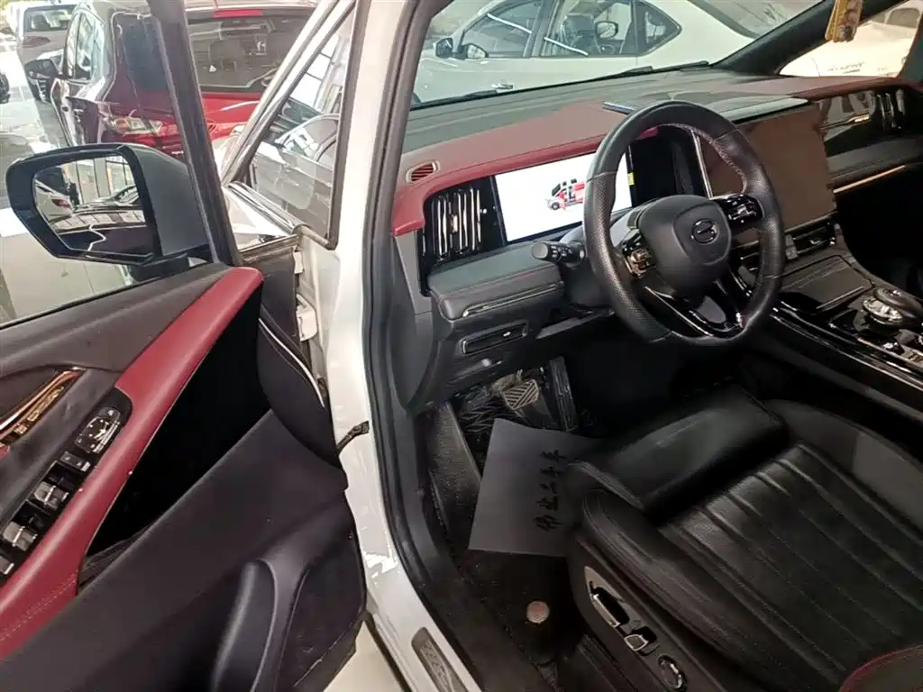 GAC Trumpchi Trumpchi M8 2024 Patriarch Series 400T Ultimate Edition фото 15