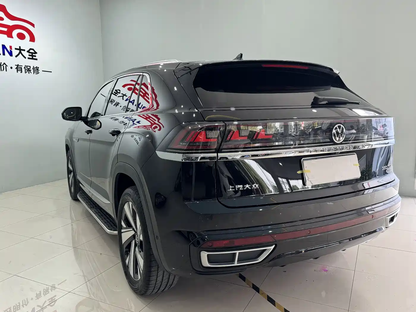 Volkswagen Teramont 2023 Teramont X 330TSI 2WD Premium Luxury фото 18