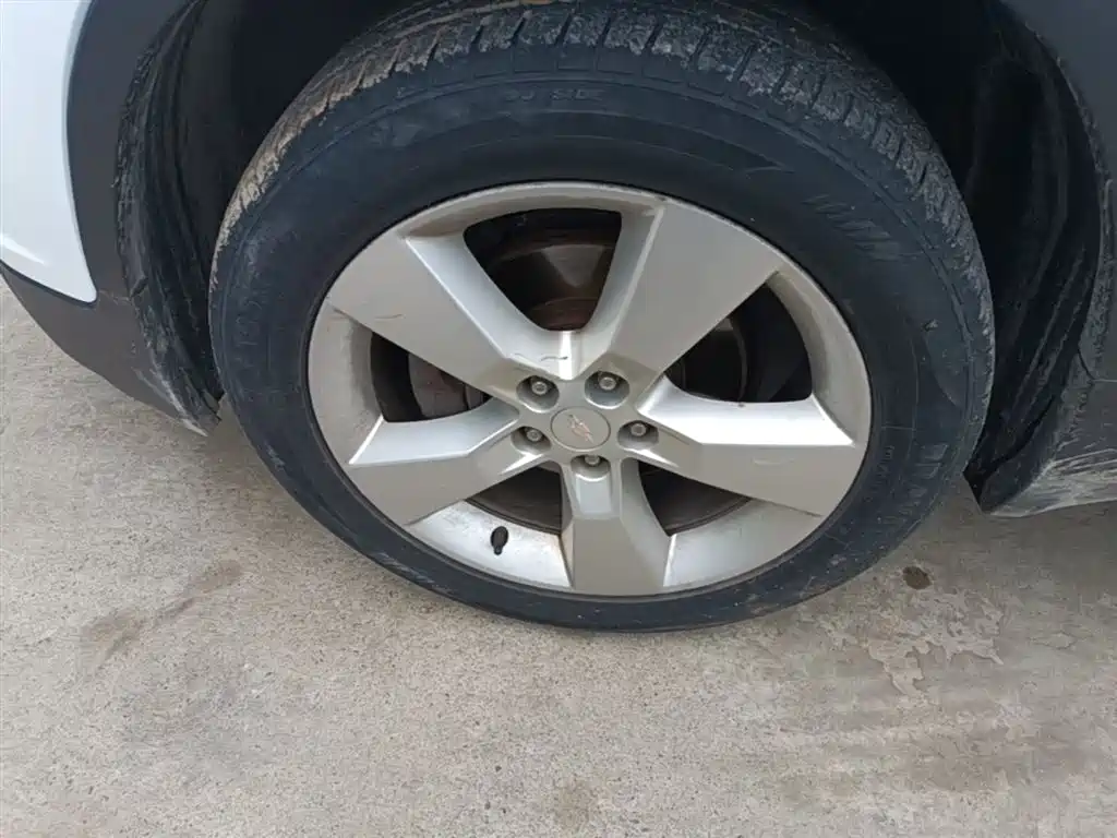 Chevrolet Trax 2014 1.4T Manual 2WD Comfort фото 23
