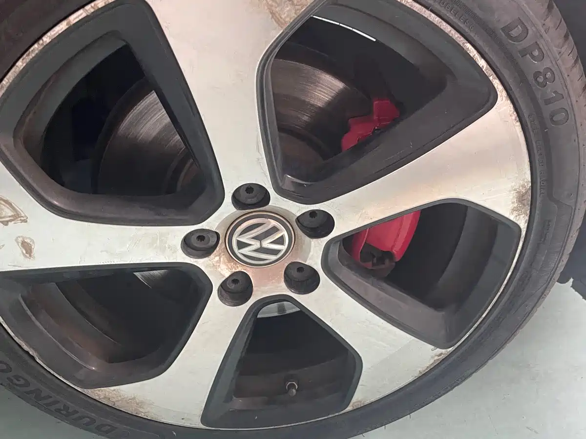 Volkswagen Golf GTI 2016 2.0TSI GTI фото 4
