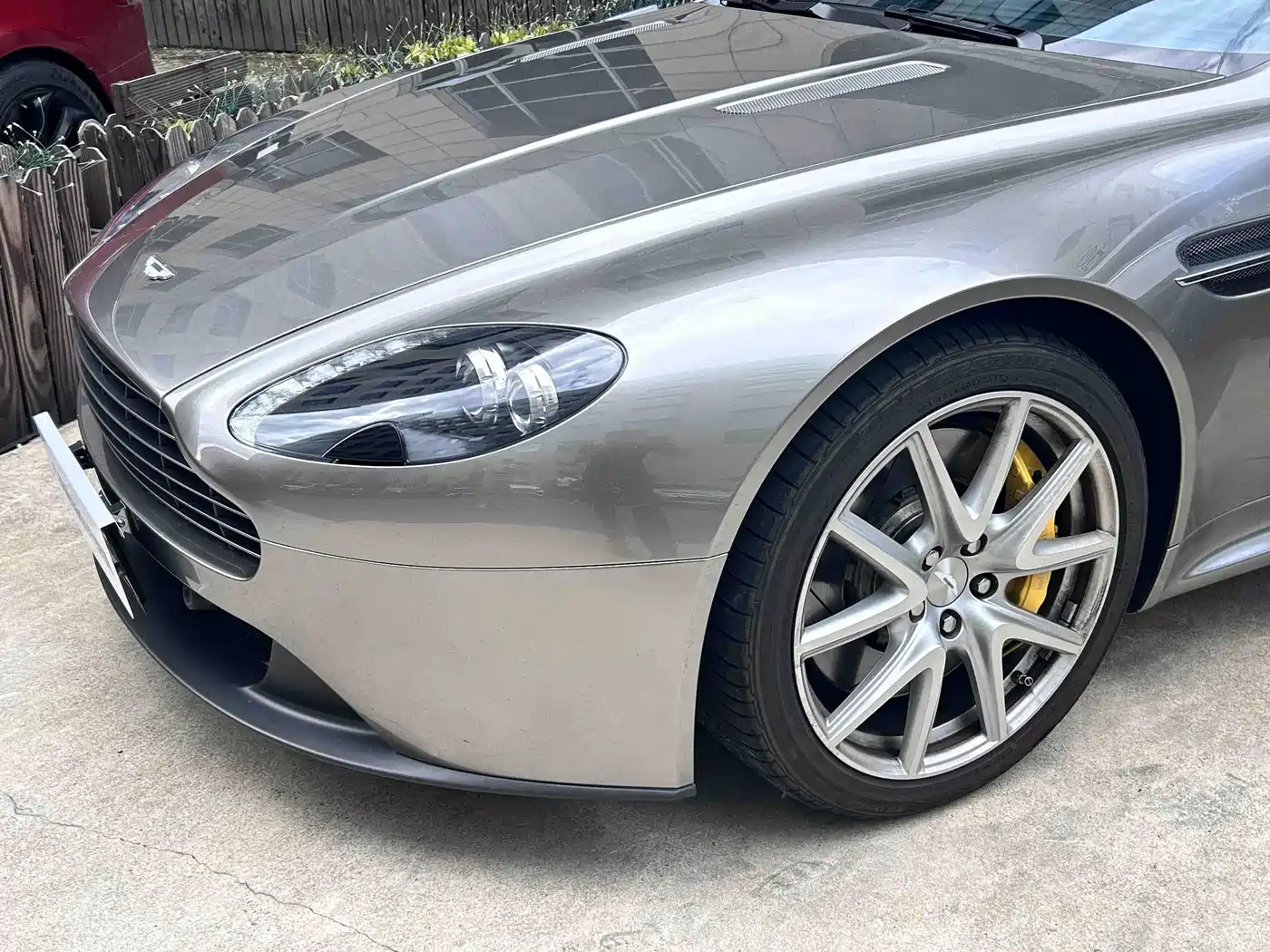 Aston Martin Vantage 2021 2015 4.7L Coupe