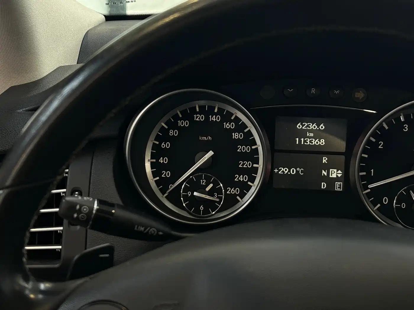 Mercedes-Benz R-Class 2015 R 320 4MATIC Luxury фото 14