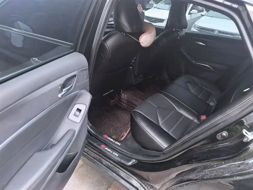 Toyota Avalon 2023 2.0L Aspiration Edition фото 15
