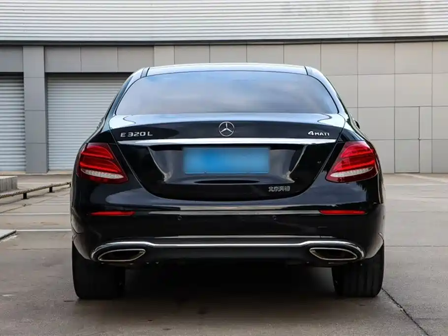 Mercedes-Benz E-Class 2017 Model E 320 L 4MATIC фото 4