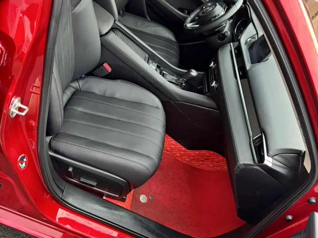 Photo 25 - Mazda Atenza
