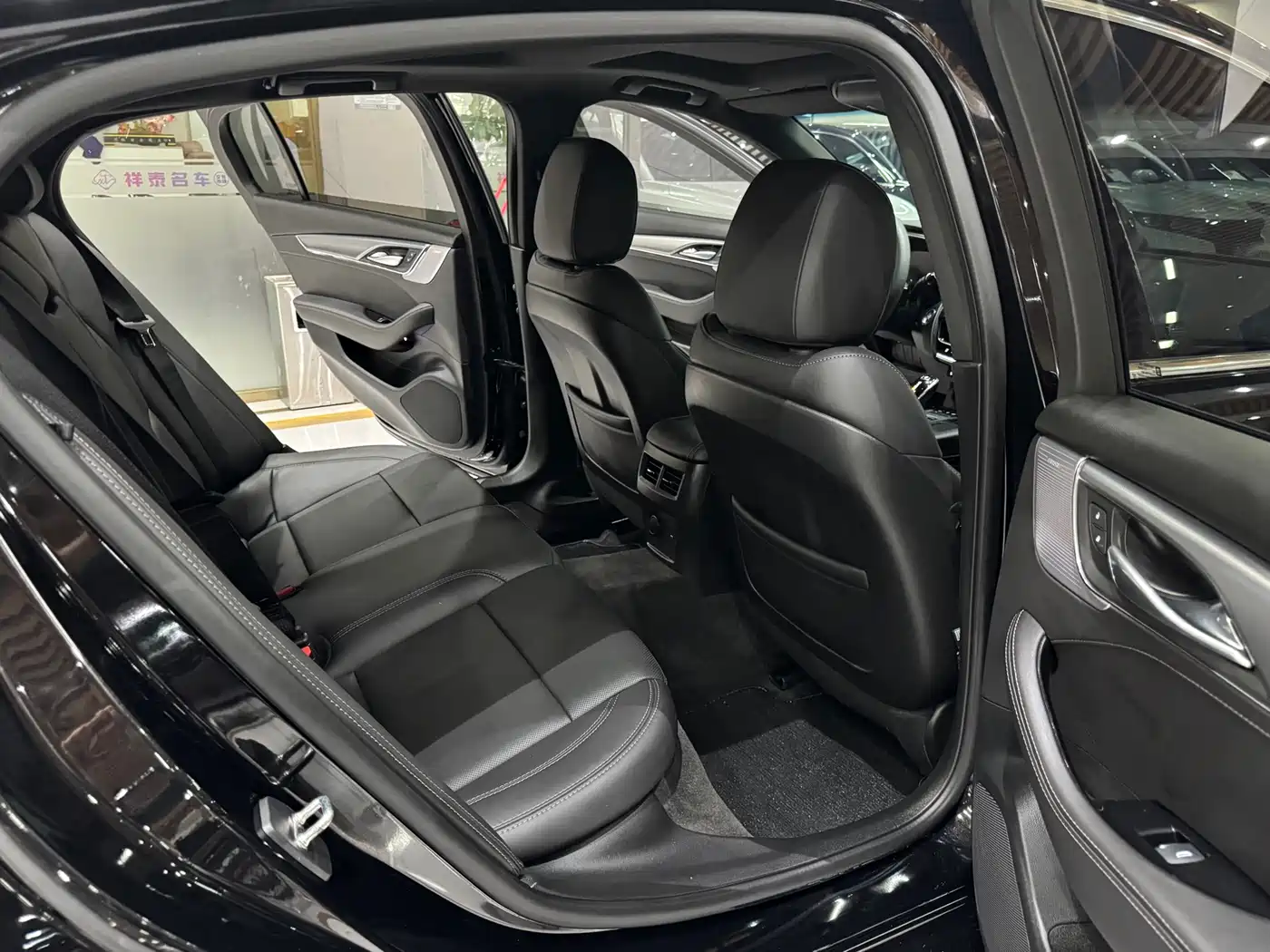 Cadillac CT5 2024 28T Luxury Model фото 16