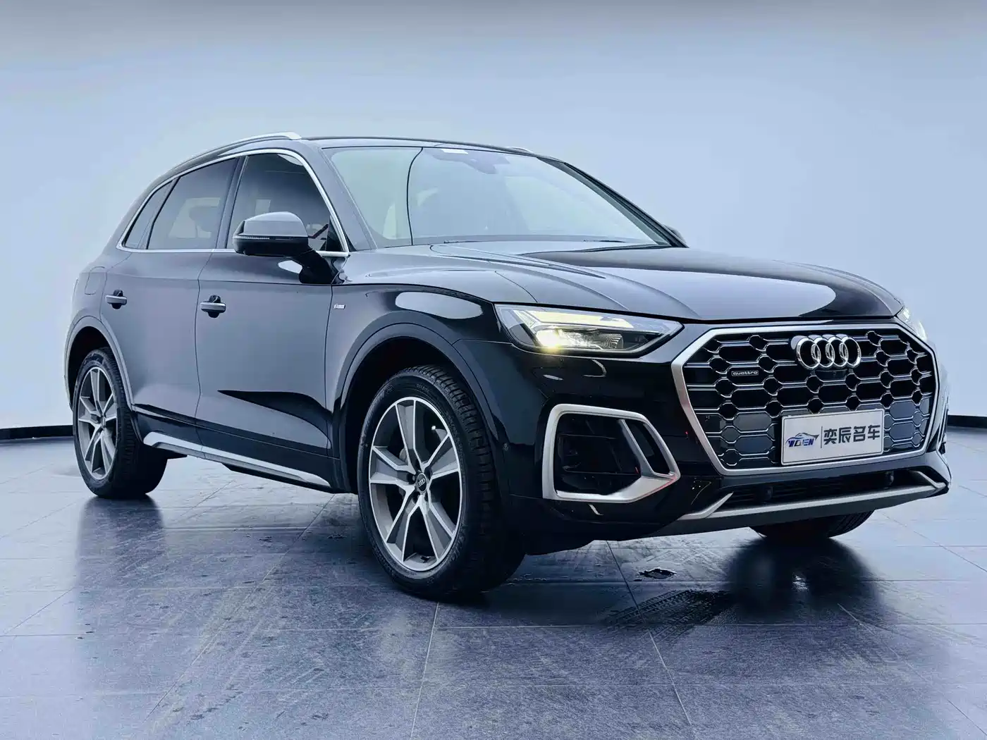 Audi Q5L 2022 Facelift 45T Luxury Dynamic фото 19
