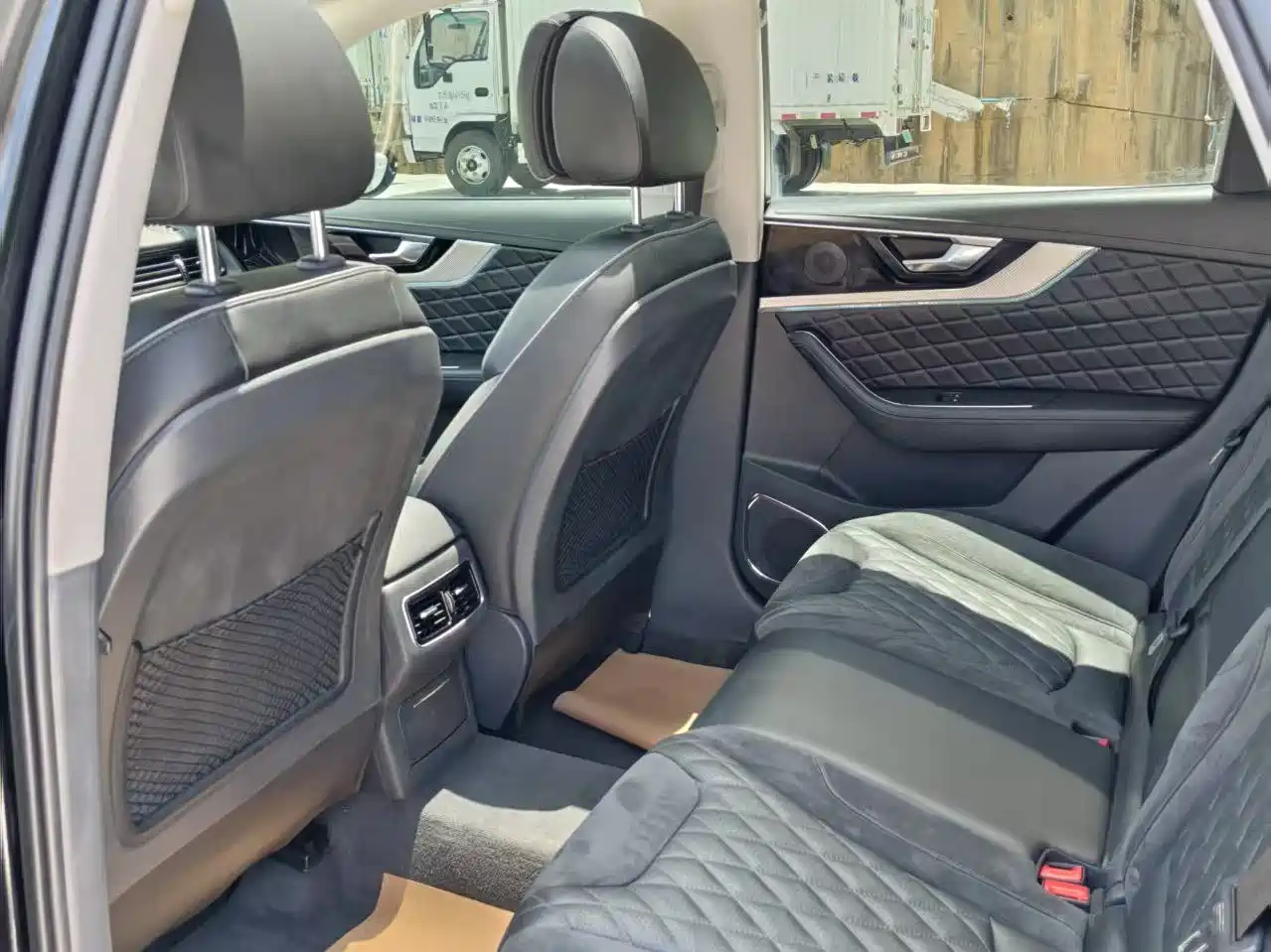 Hongqi HS5 2019 2.0T Smart Connect Enjoy 4WD Edition фото 11