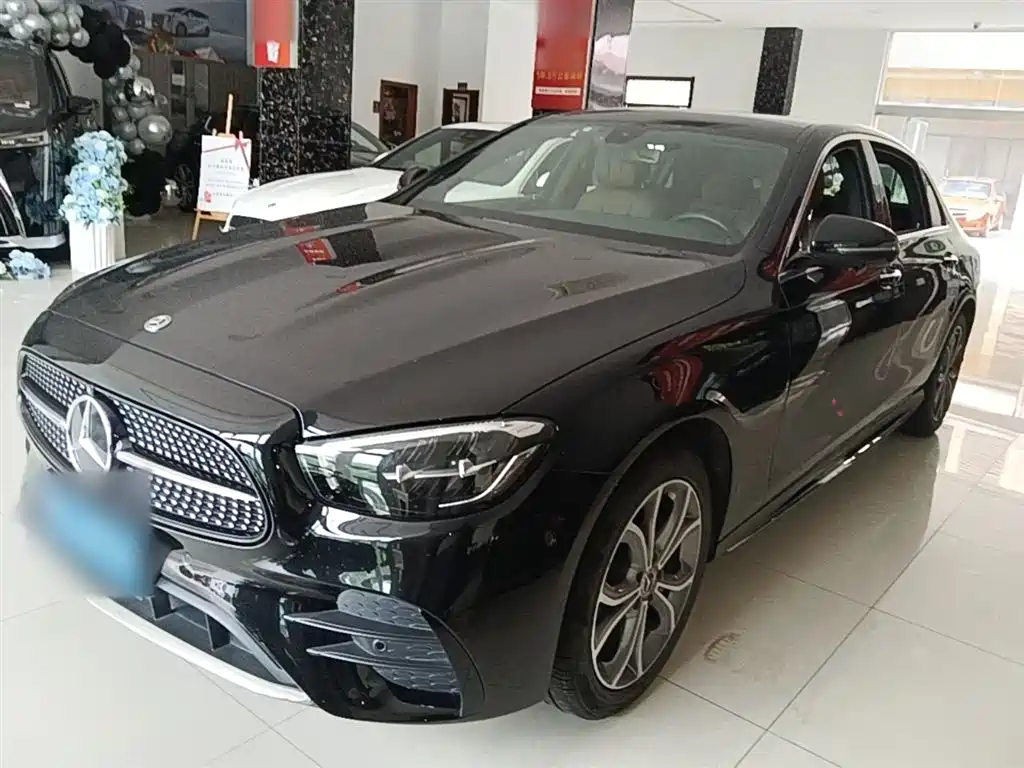 MERCEDES-BENZ E-CLASS