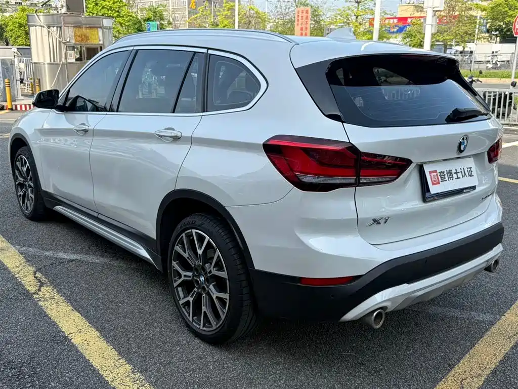 BMW X1 2022 xDrive25Li Premium фото 9