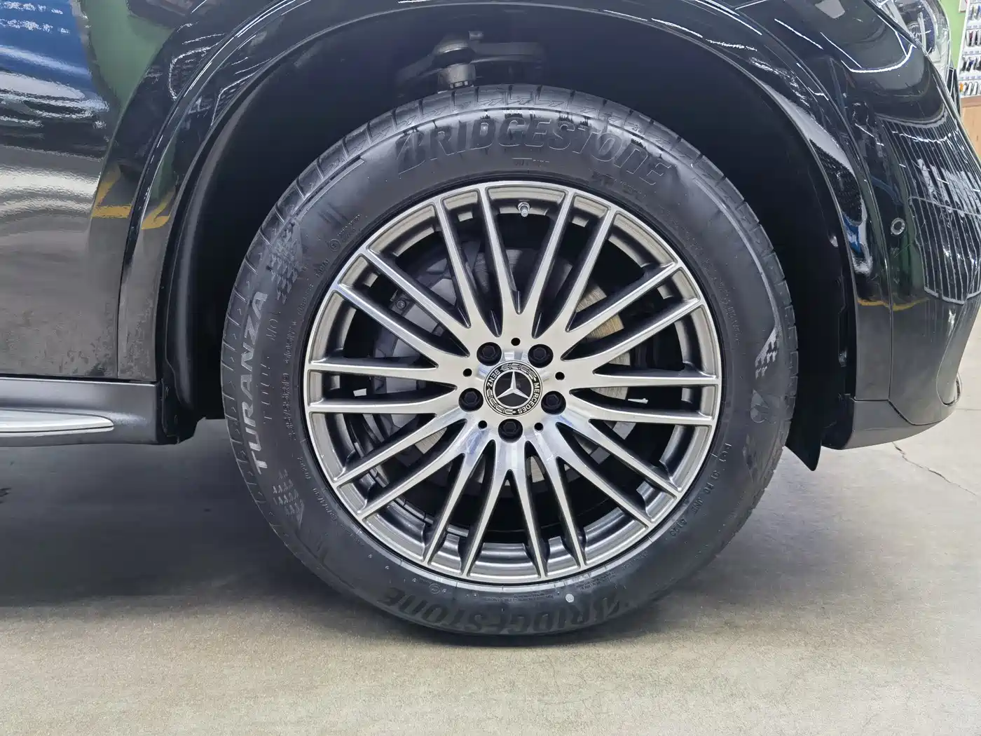 Mercedes-Benz GLC 2023 Facelift GLC 300 L 4MATIC Sport 7-Seater фото 19
