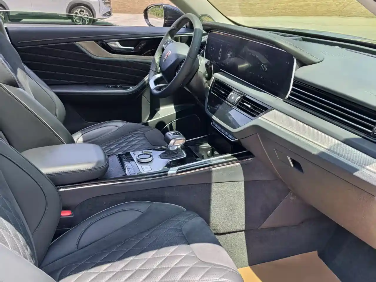 Hongqi HS5 2019 2.0T Smart Connect Enjoy 4WD Edition фото 12