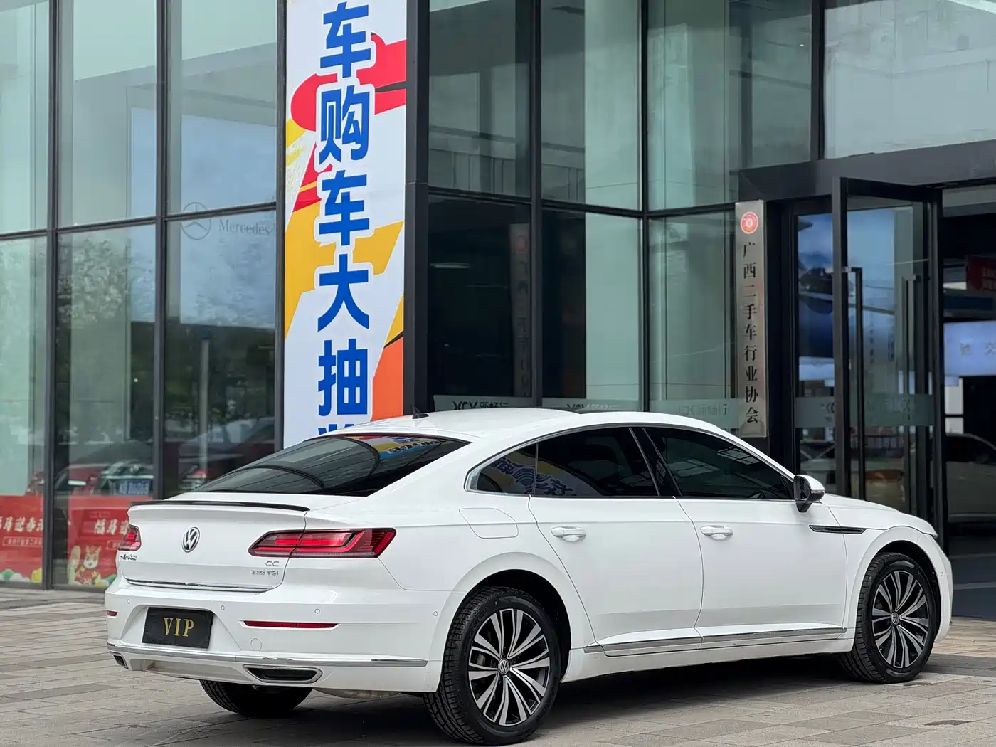 Volkswagen FAW-Volkswagen CC 2019 330TSI Charm Edition China VI фото 23