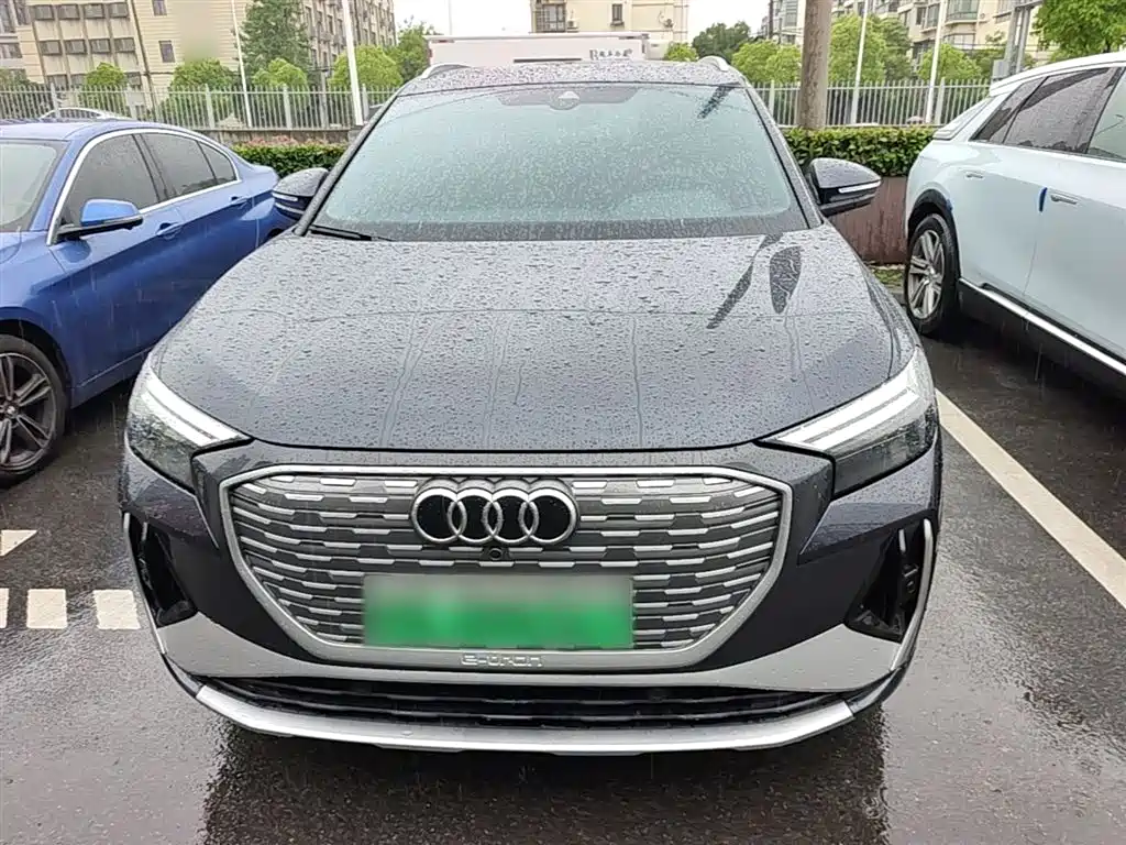 Audi Q4 e-tron 2023 40 e-tron Pioneer Edition фото 24