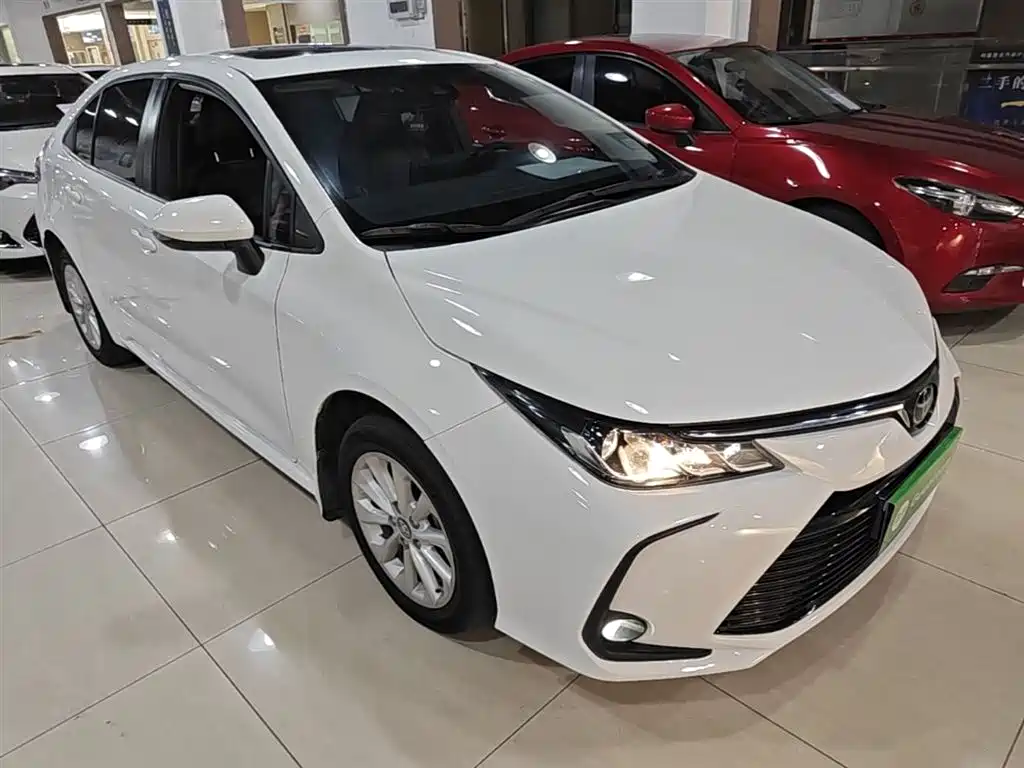 Toyota Corolla 2021 1.2T S-CVT Elite PLUS Edition фото 4