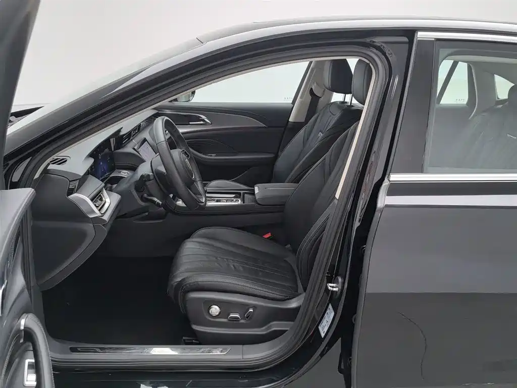 Hongqi H5 2023 2.0T Auto Smart Connect Flag Comfort фото 10