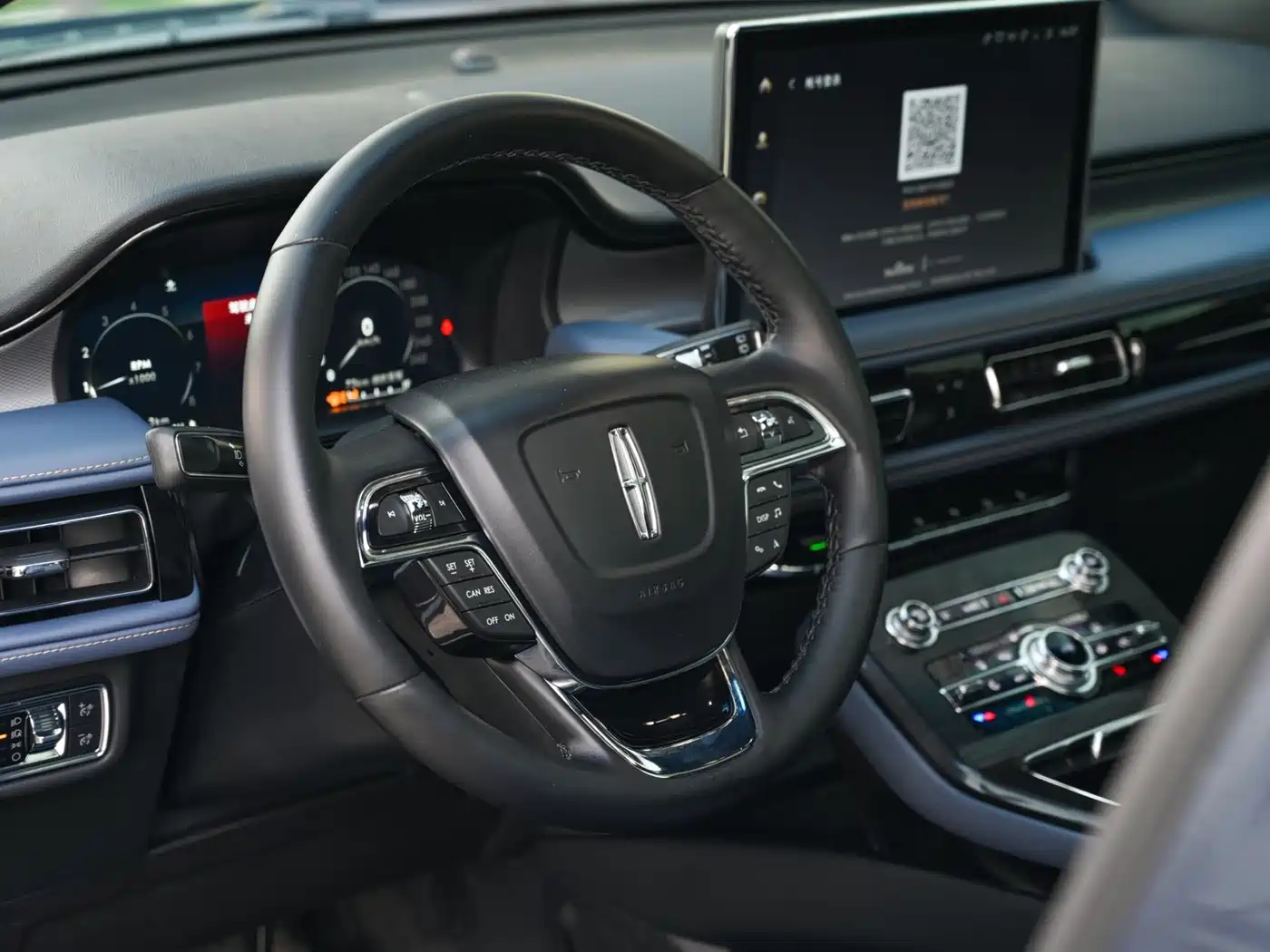 Lincoln Nautilus 2021 2.0T AWD Exclusive Edition фото 16