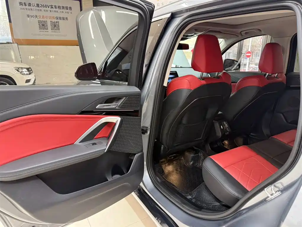 BMW X1 2023 sDrive20Li X Design Package фото 17