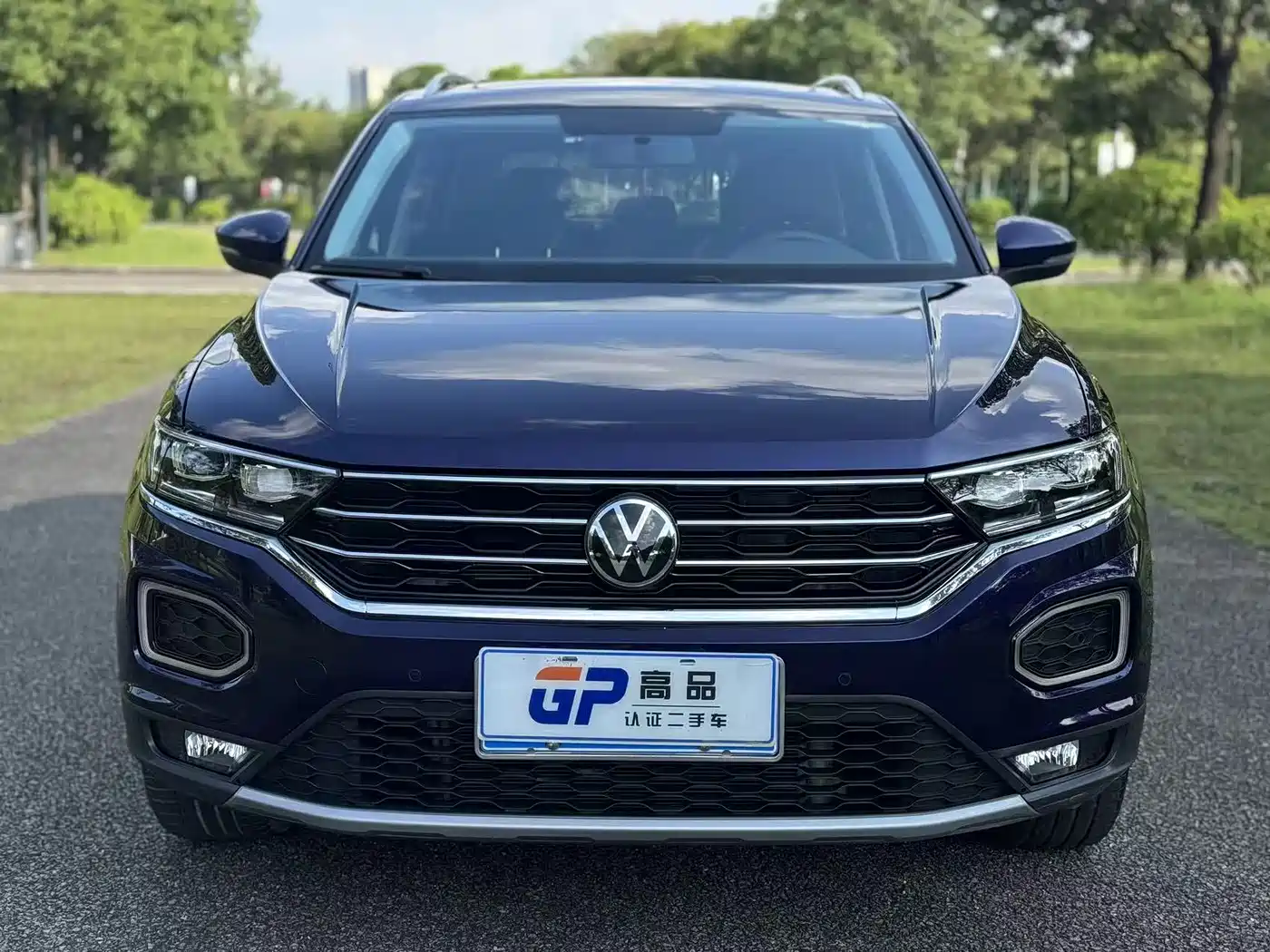 Volkswagen T-Roc, миниатюра 2