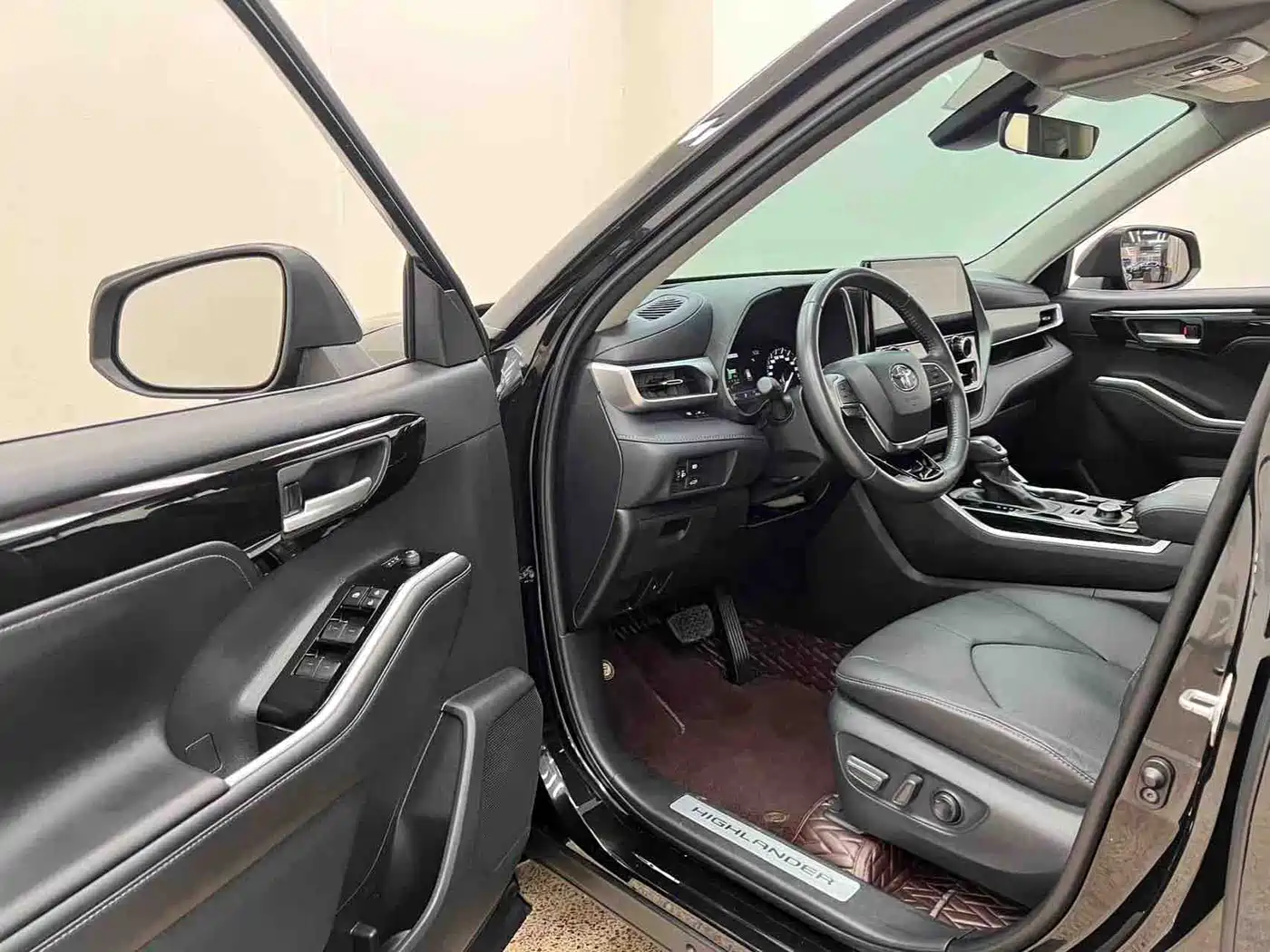 Toyota Highlander 2024 380T AWD Premium 7-Seater фото 6