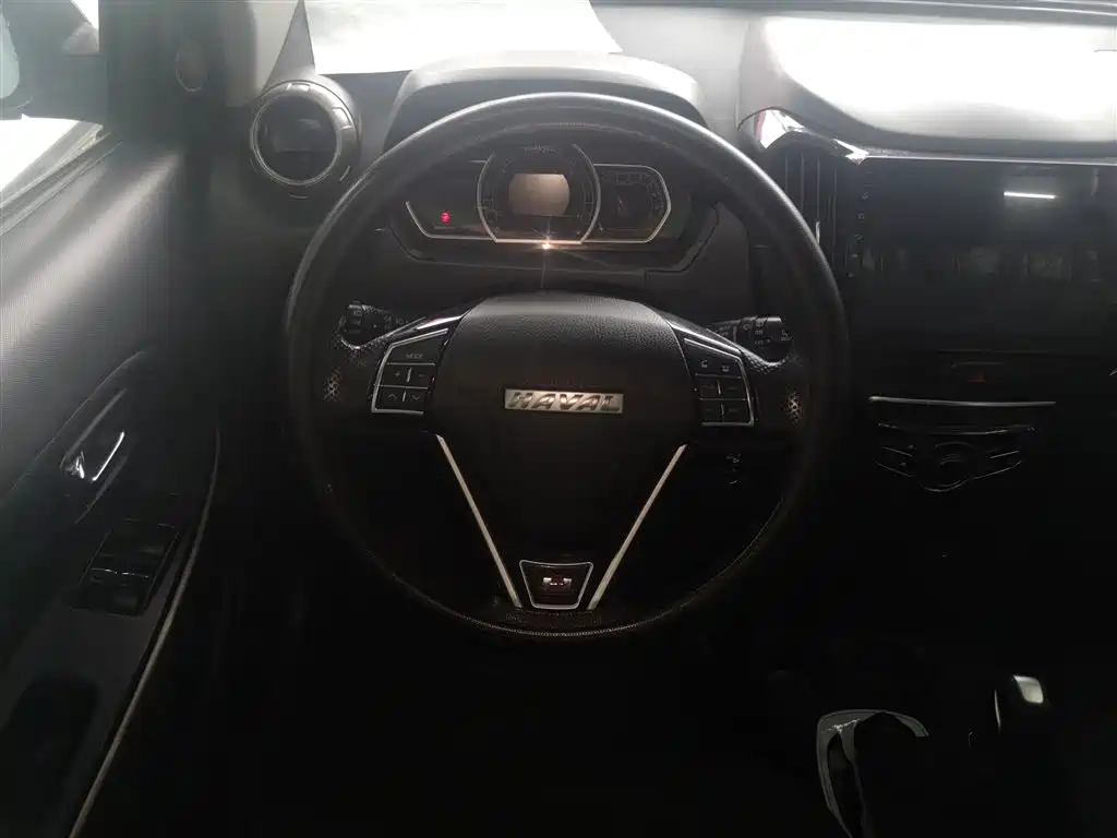 Haval H1 2016 Red Label 1.5L AMT Comfort фото 7
