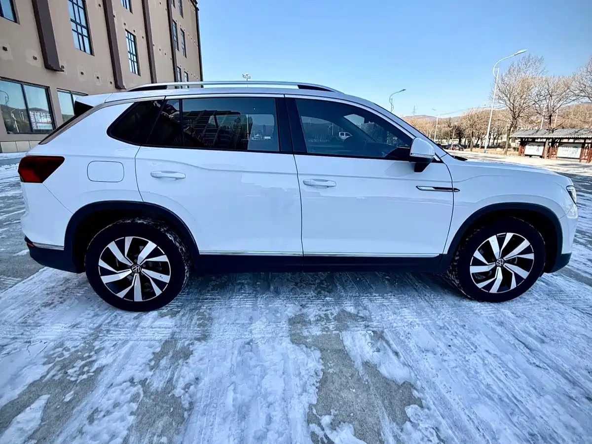 Volkswagen Tayron 2021 280TSI 2WD Luxury Smart Connect фото 7