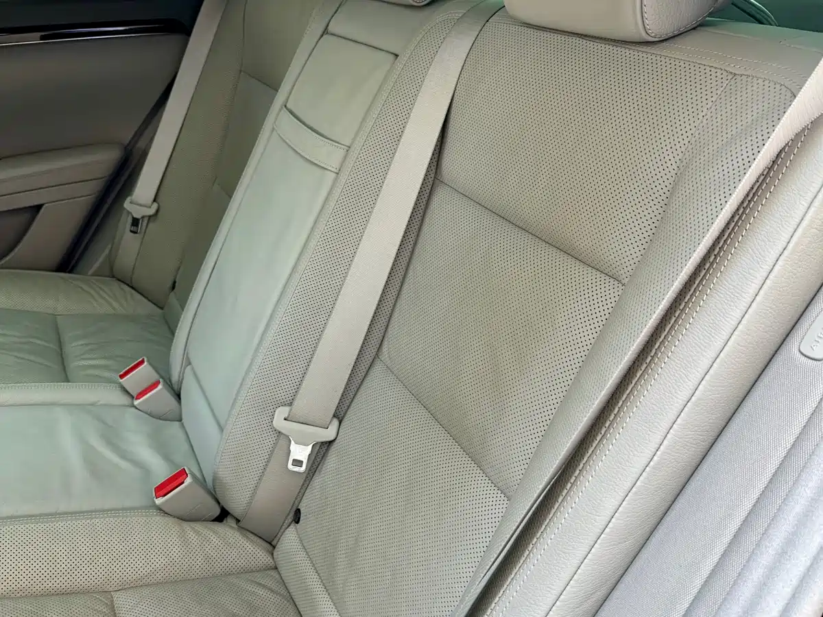 Mercedes-Benz S-Class 2010 S 350 L Luxury фото 41