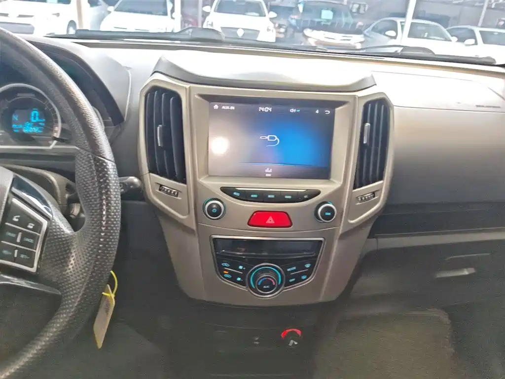 Haval H1 2017 Red Label 1.5L AMT Comfort фото 13