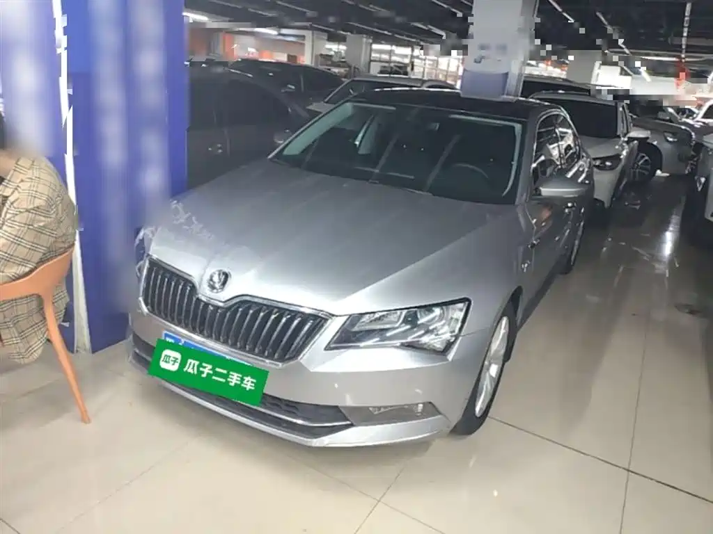 Škoda Superb 2018 TSI280 DSG Comfort (China V) фото 2