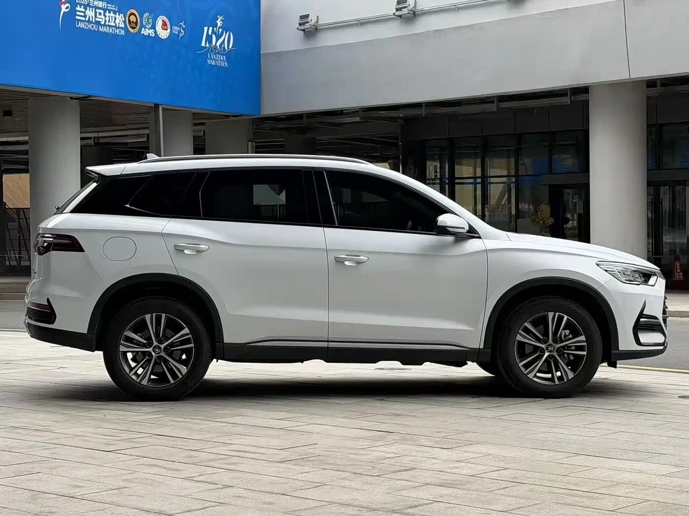 BYD Song Pro New Energy 2022 DM-i 51km Luxury фото 7