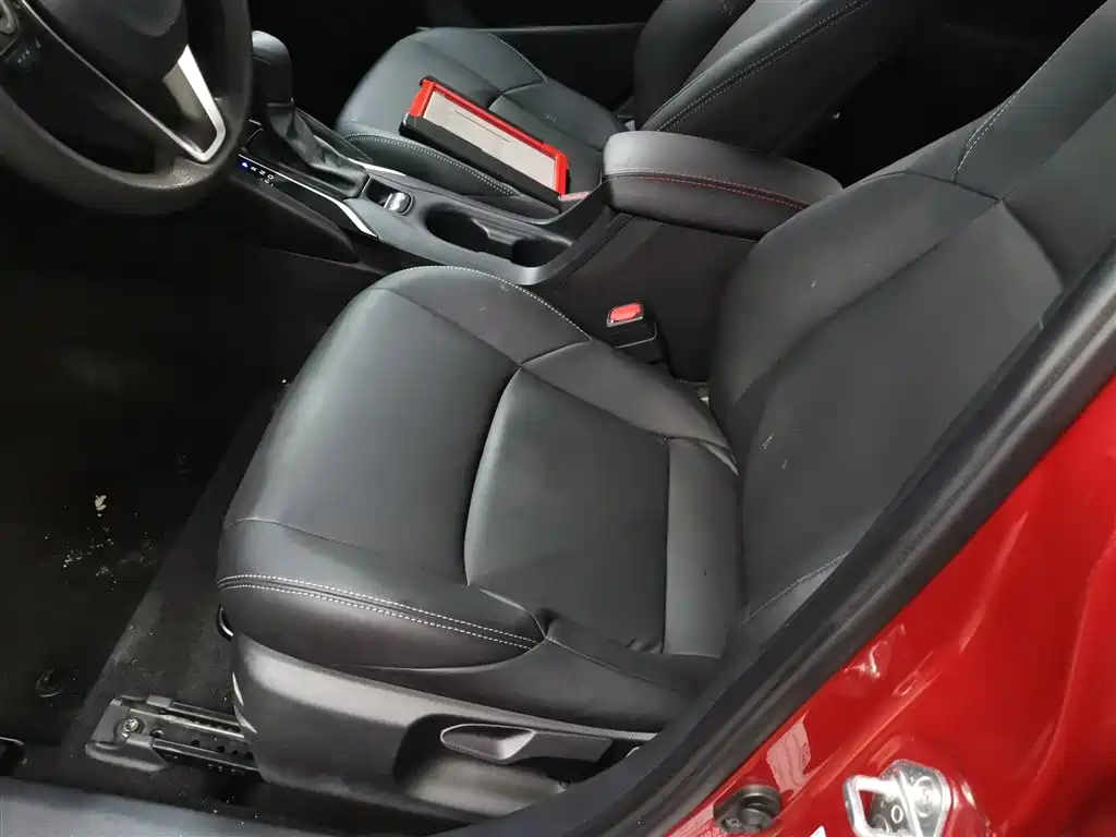 Toyota Levin 2022 185T CVT Luxury Edition фото 15